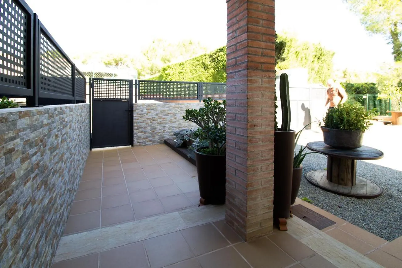 Casa Falset 레스타르티트 펜션